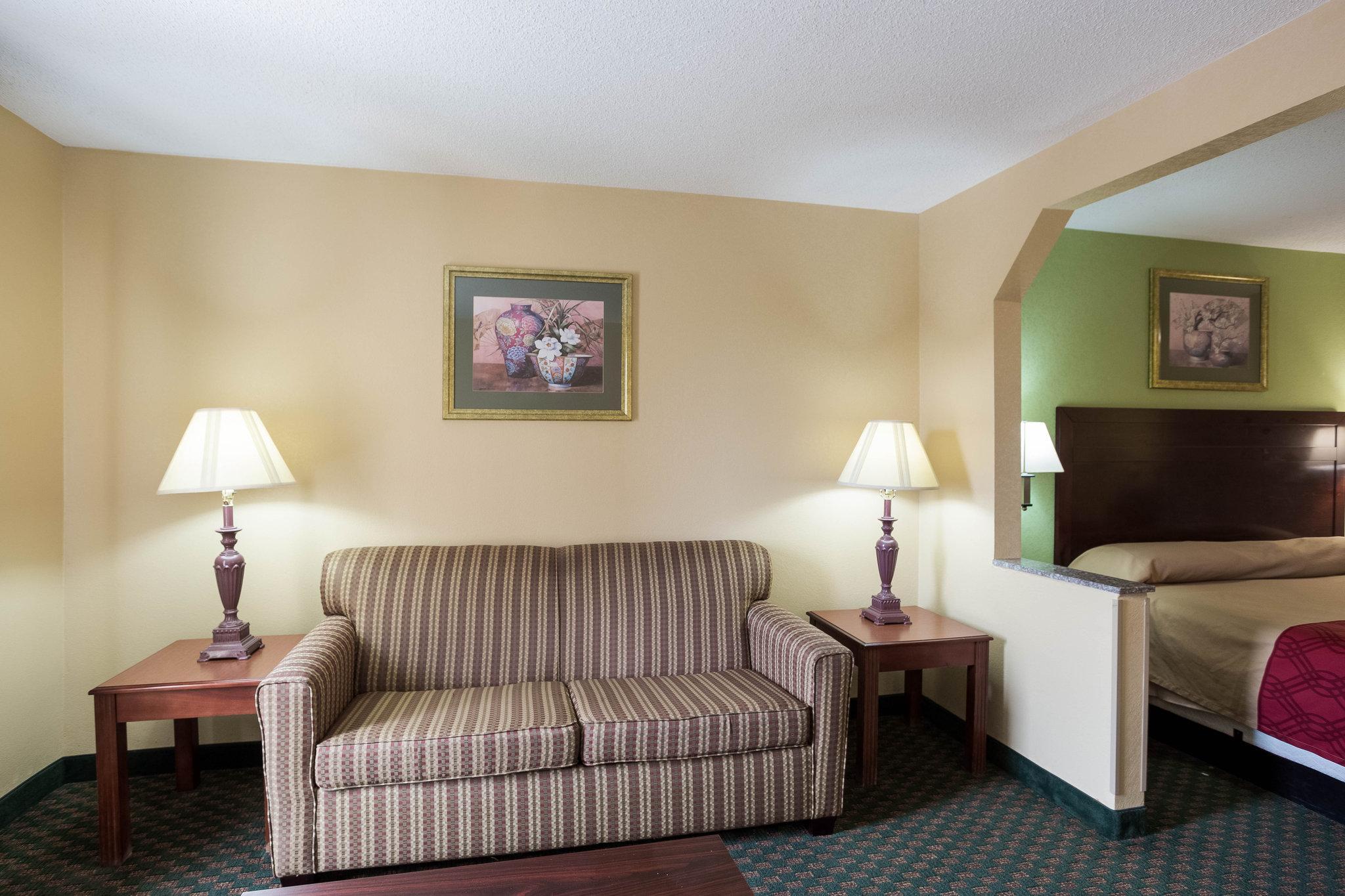 Rodeway Inn & Suites Новый Орлеан Экстерьер фото