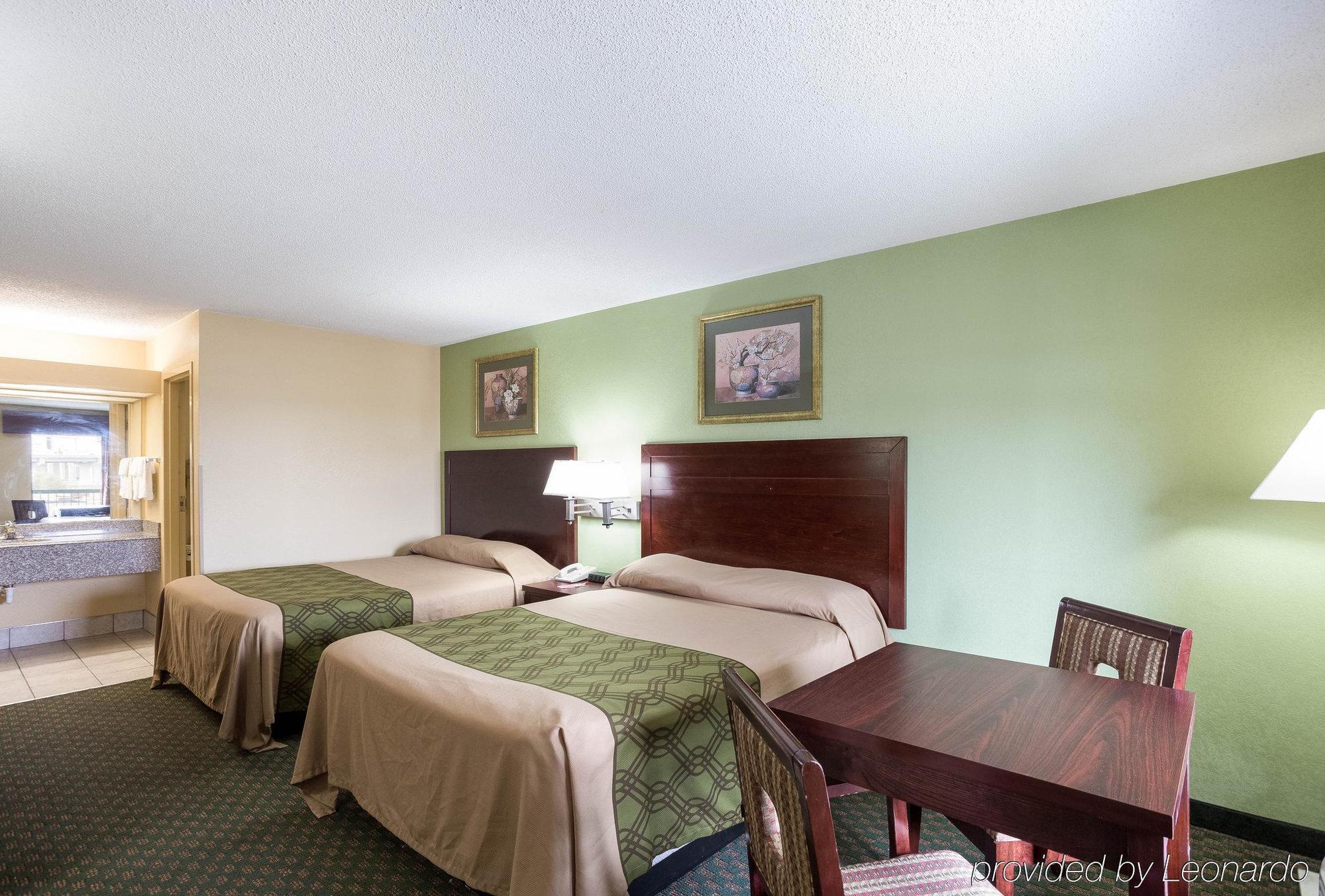 Rodeway Inn & Suites Новый Орлеан Экстерьер фото